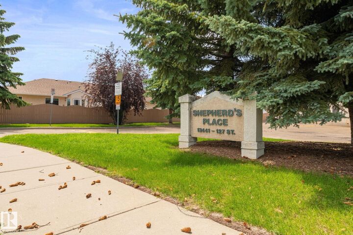 Photo de la propriété:  13441 127 Street NW 243  AB T5L 4B6 