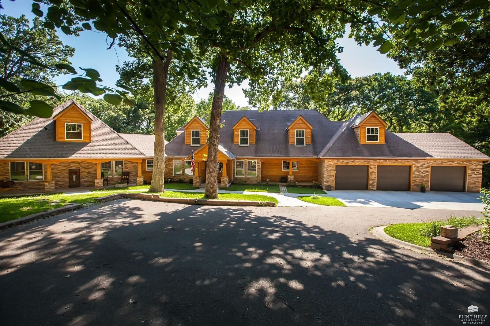 Property Photo: 151 Bethany Drive KS 66503