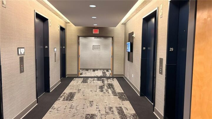 Property Photo: 400 W Peachtree Street NW 2905 GA 30308
