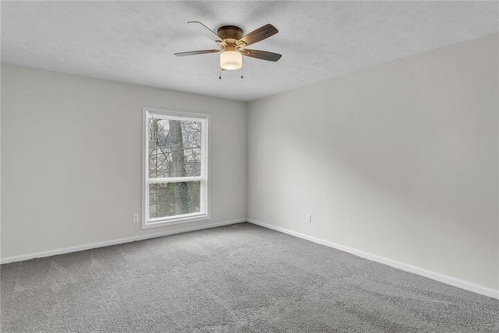 Property Photo:  3275 Abbeywood Drive  GA 30034 