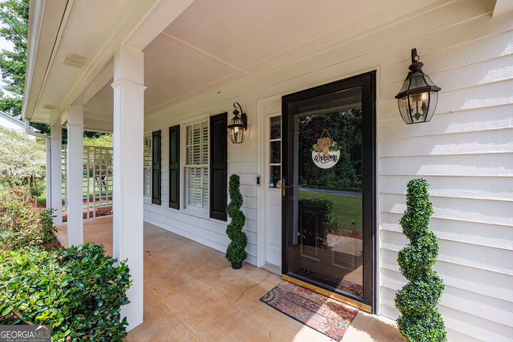 Property Photo: 881 Providence Drive GA 30044