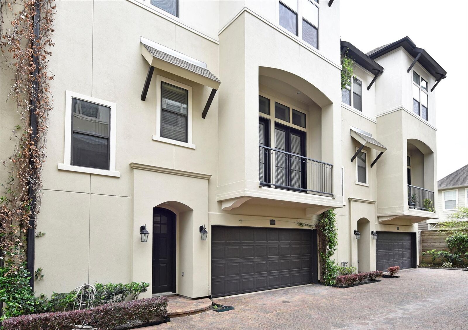 Property Photo:  5813A Kiam Street  TX 77007 