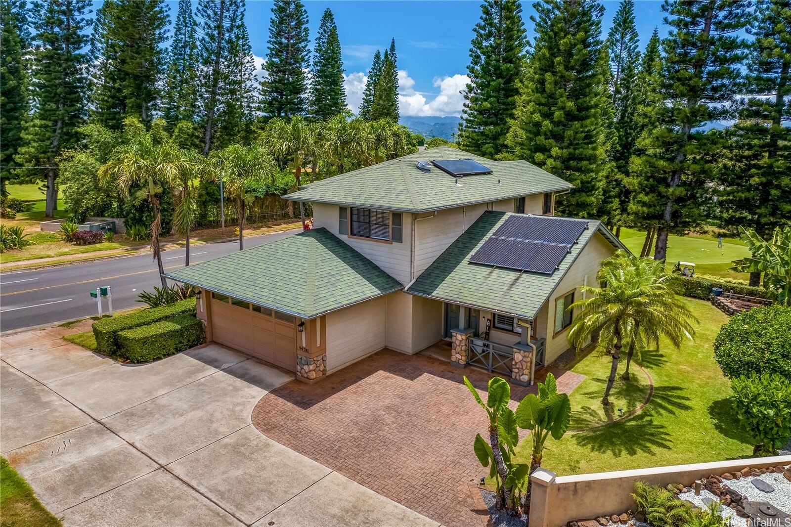 Property Photo: 94-781 Lumiauau Street HI 96797