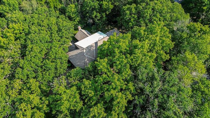 Property Photo: 20900 Whispering Drive KS 66220