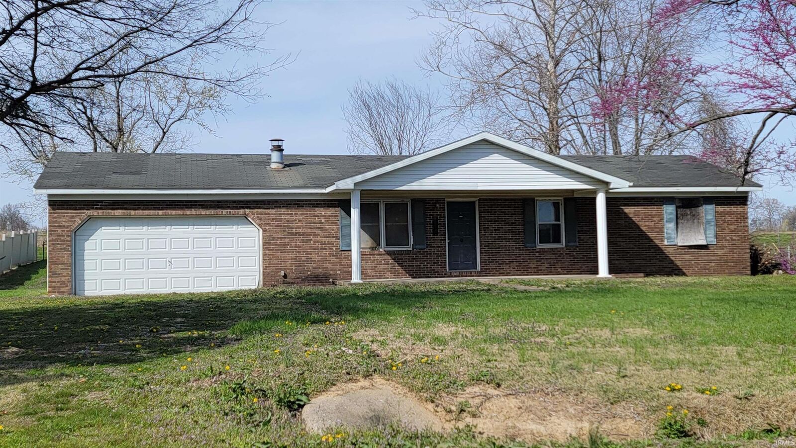 Property Photo:  1325 W Mackey Ferry Road  IN 47620-8127 