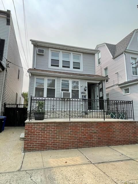 Property Photo:  1865 Mulford Avenue  NY 10461 