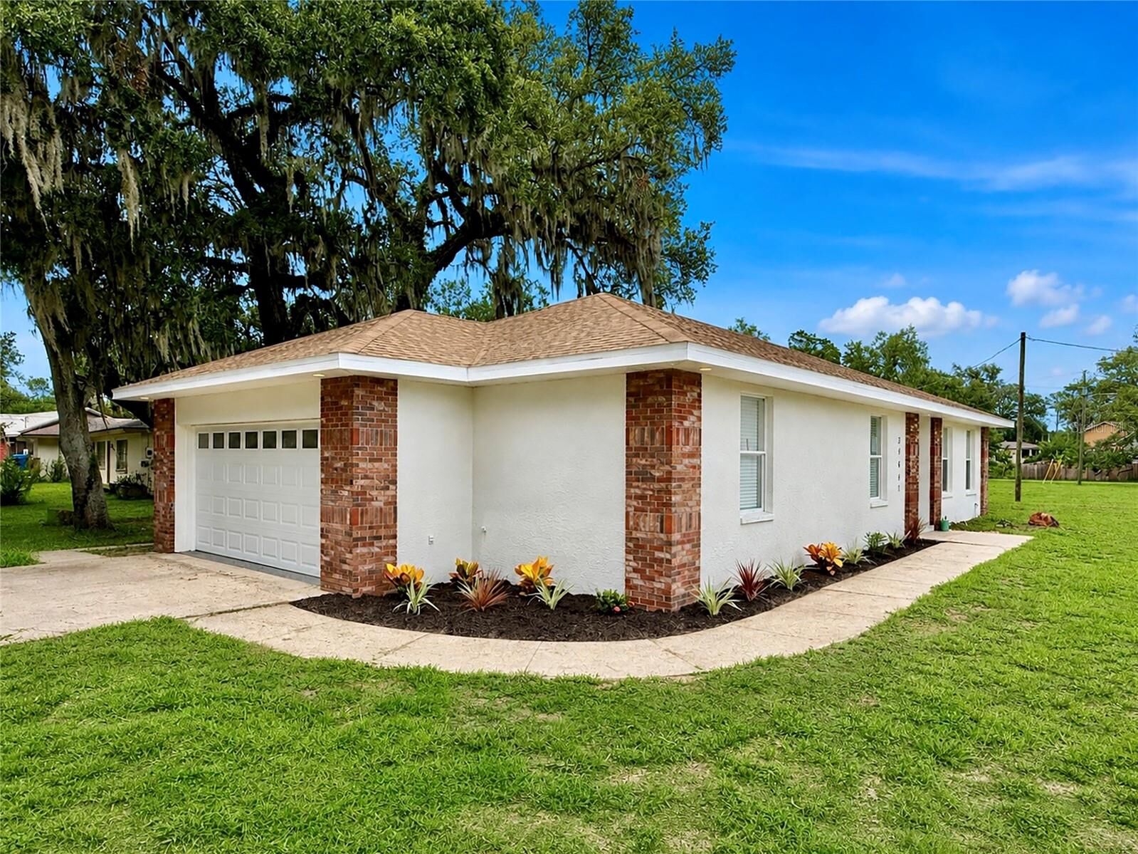 Property Photo: 34641 Dogwood Drive FL 33523