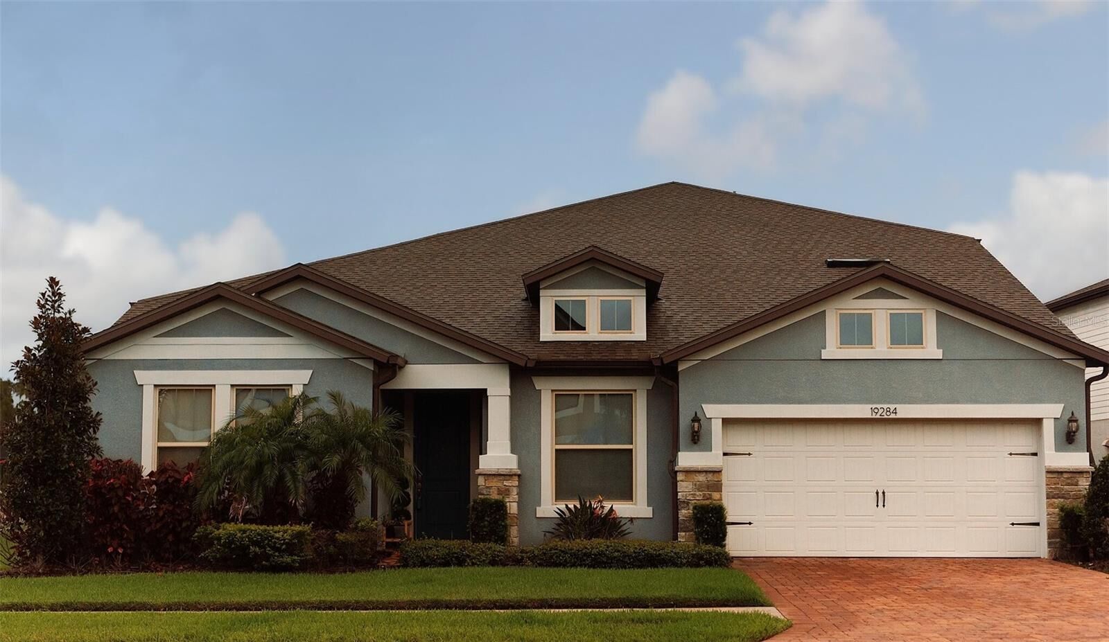 Property Photo: 19284 Briarbrook Drive FL 33647