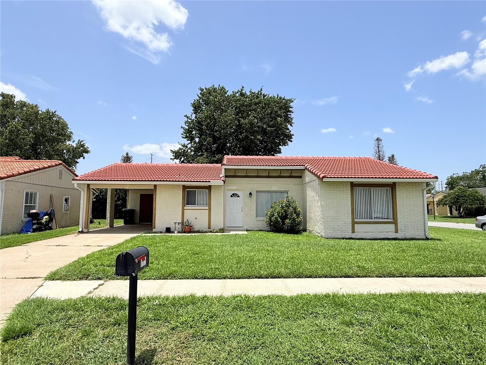 Property Photo:  10122 Mason Dixon Circle  FL 32821 