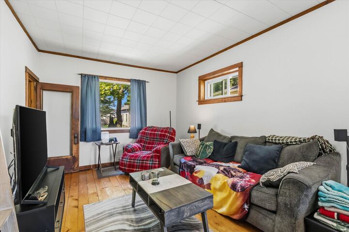 Property Photo: 1113 High Ave WI 53081