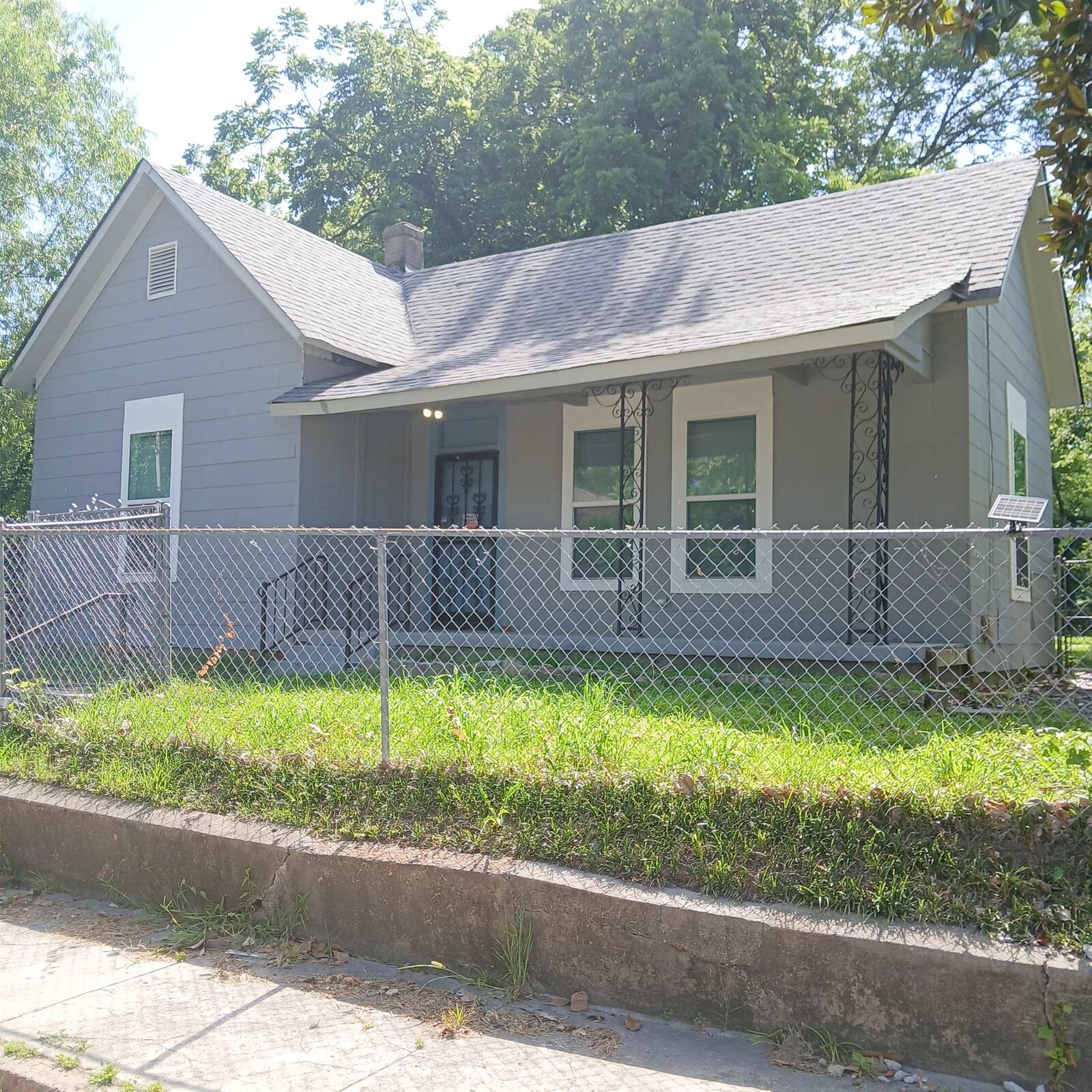 Property Photo: 949 Kney St TN 38107