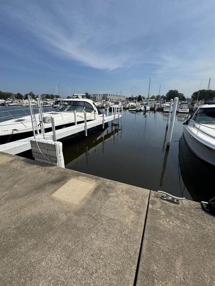 Property Photo:  17 Harbor Isle Drive  MI 49117 