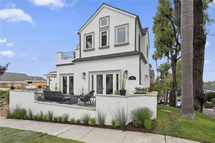 Property Photo:  423 Poppy  CA 92625 