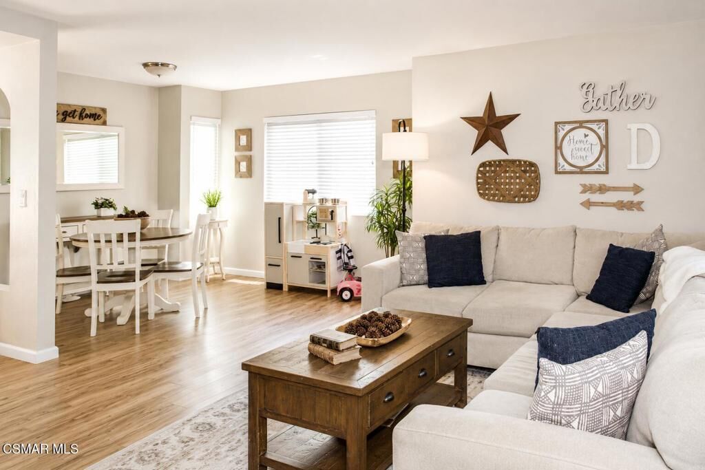 Property Photo:  252 Green Moor Place  CA 91361 