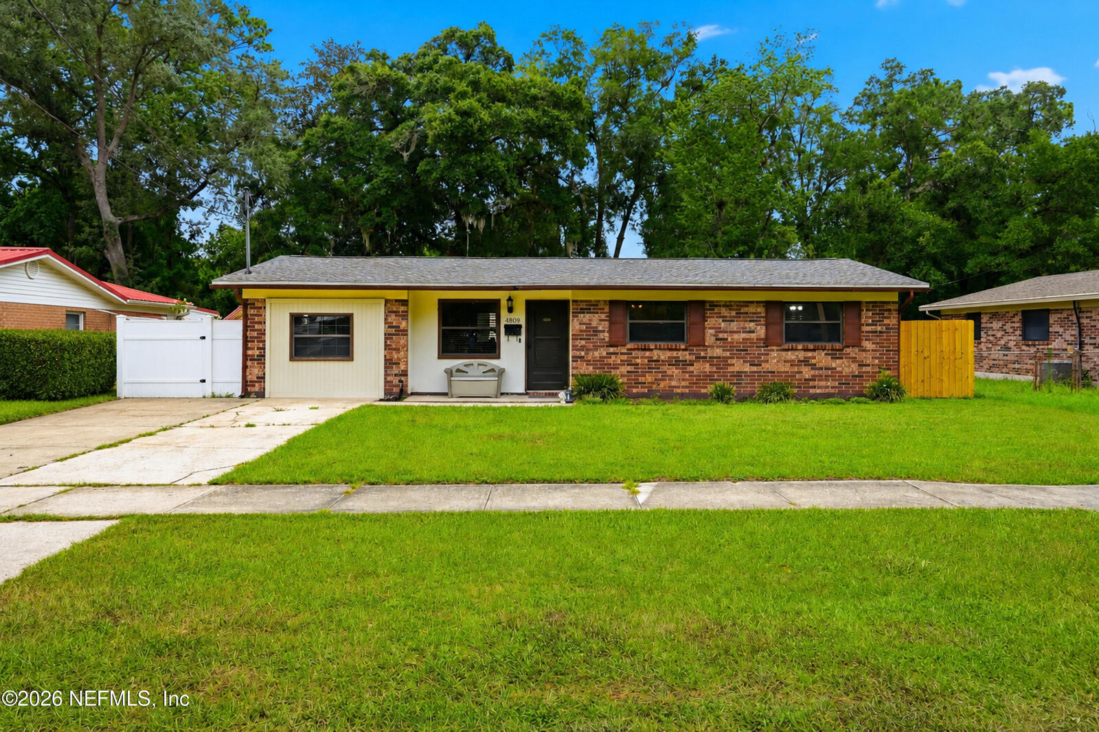 Property Photo: 4809 Seaboard Avenue FL 32210