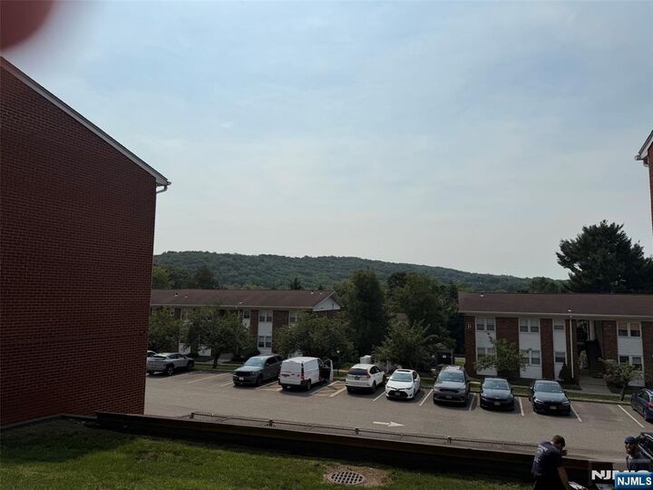 Property Photo:  100 Pierson Miller Drive D41  NJ 07442 