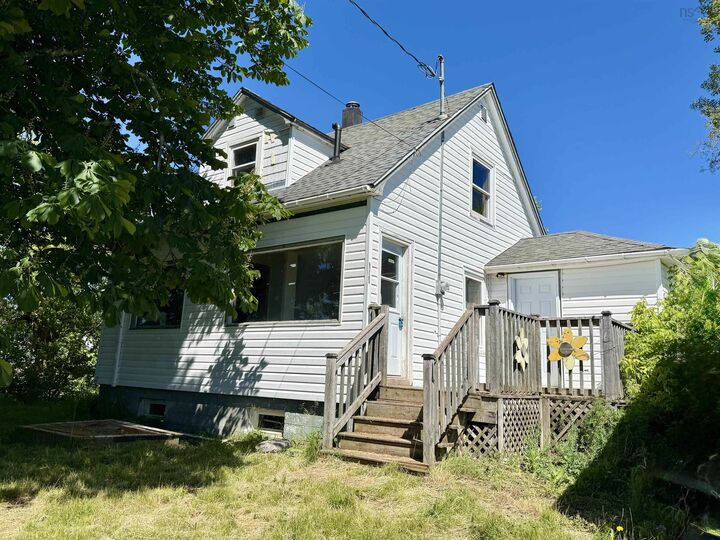 2117 Malagash Road — photo 1