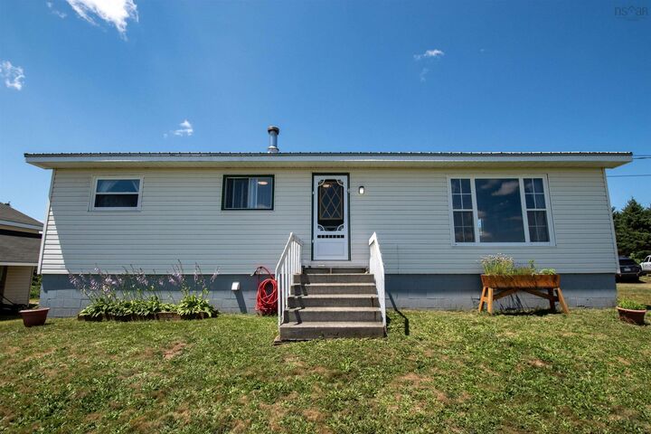 Property Photo:  27 Chemin De La Bloquine  NS B0W 3M0 