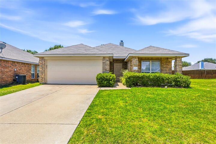 Property Photo:  2612 Spencer Circle  TX 75189 