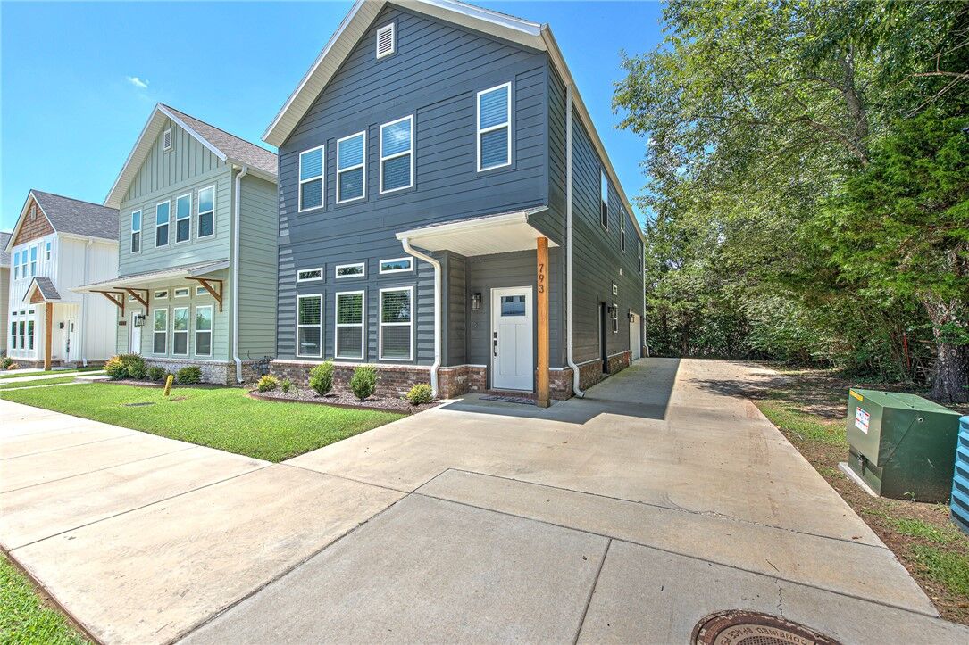 Property Photo:  793 S Jagger Lane  AR 72701 