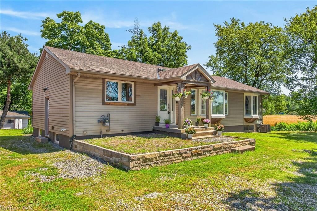 Property Photo: 129 Aldercrest Avenue ON L9B 1L3