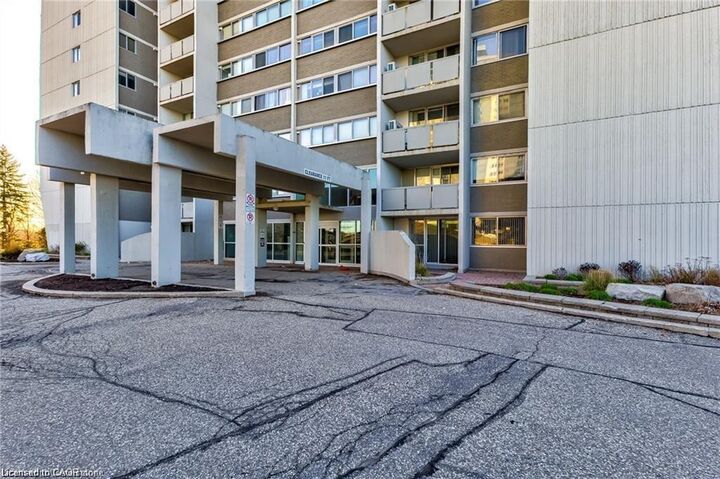 Property Photo: