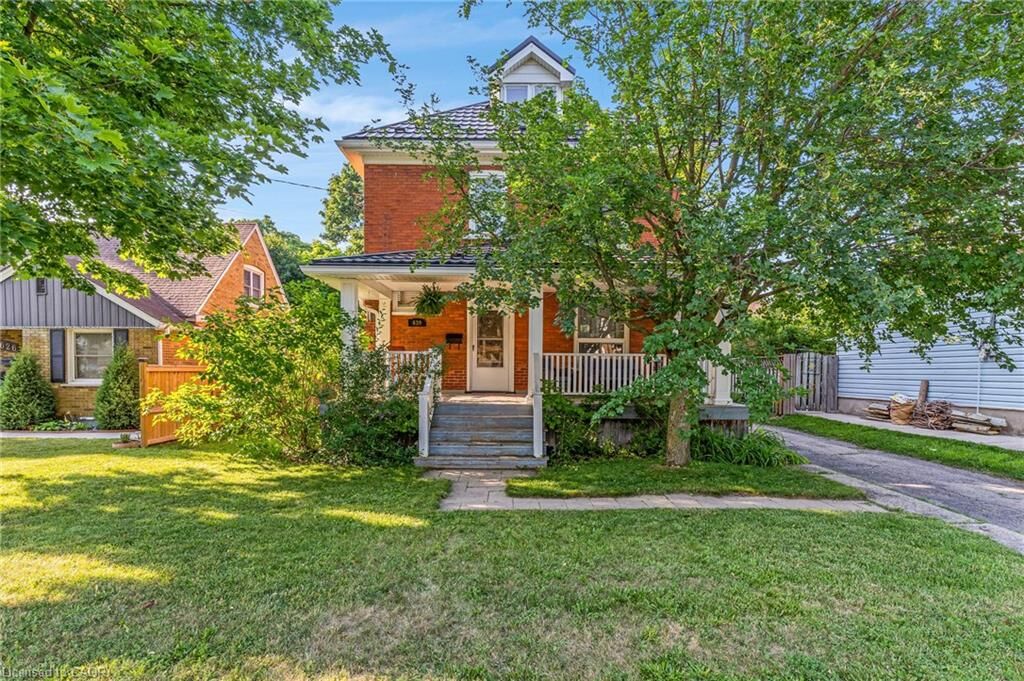Property Photo:  630 Lawrence Street  ON N3H 2M9 