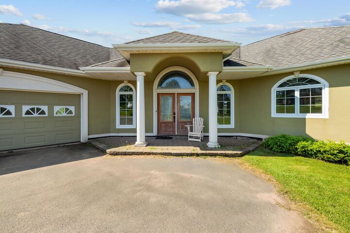 Property Photo: 40 Sunset Drive PE C0A 2B0