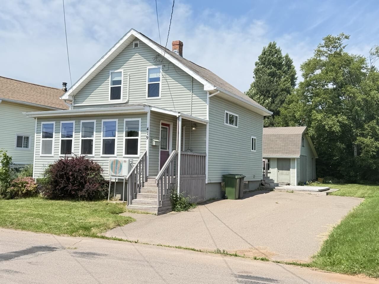 Property Photo:  479 Sheen Street  PE C1N 1N8 