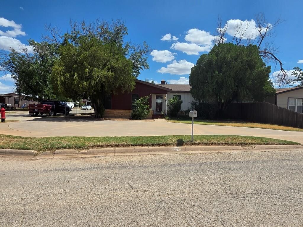 Property Photo:  120 Browning  TX 79549 