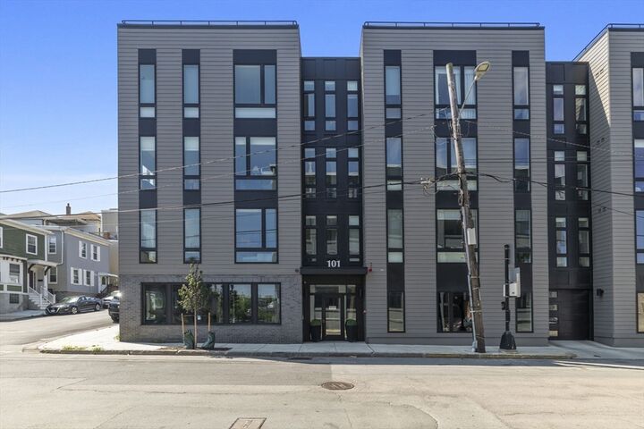 Property Photo: 101 Condor St 205 MA 02128