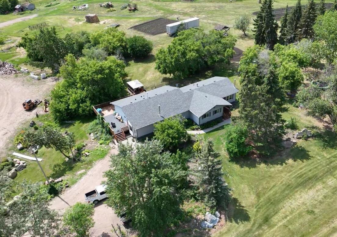 Property Photo: NE-10-54-10-W4 AB T0B 4K0