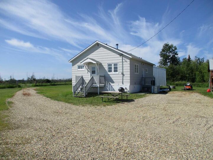 Property Photo: 911052 234 Road AB T0H 2M0