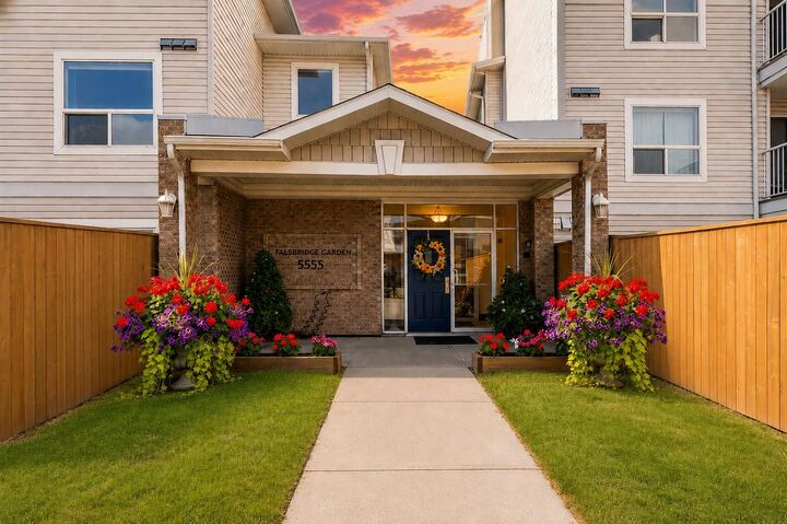 5555 Falsbridge Drive NE 303 — photo 1