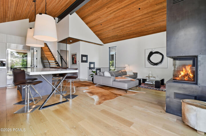 Property Photo: 328 Woodside Avenue UT 84060