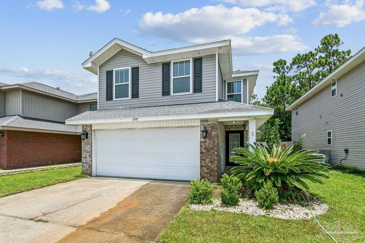 Property Photo: 3798 Weatherstone Cir FL 32507