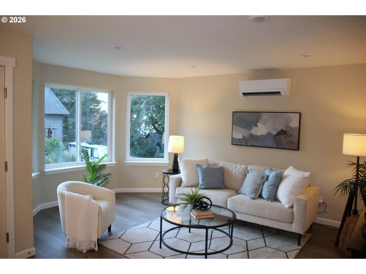Property Photo:  201 NW Maple Alameda  WA 98648 