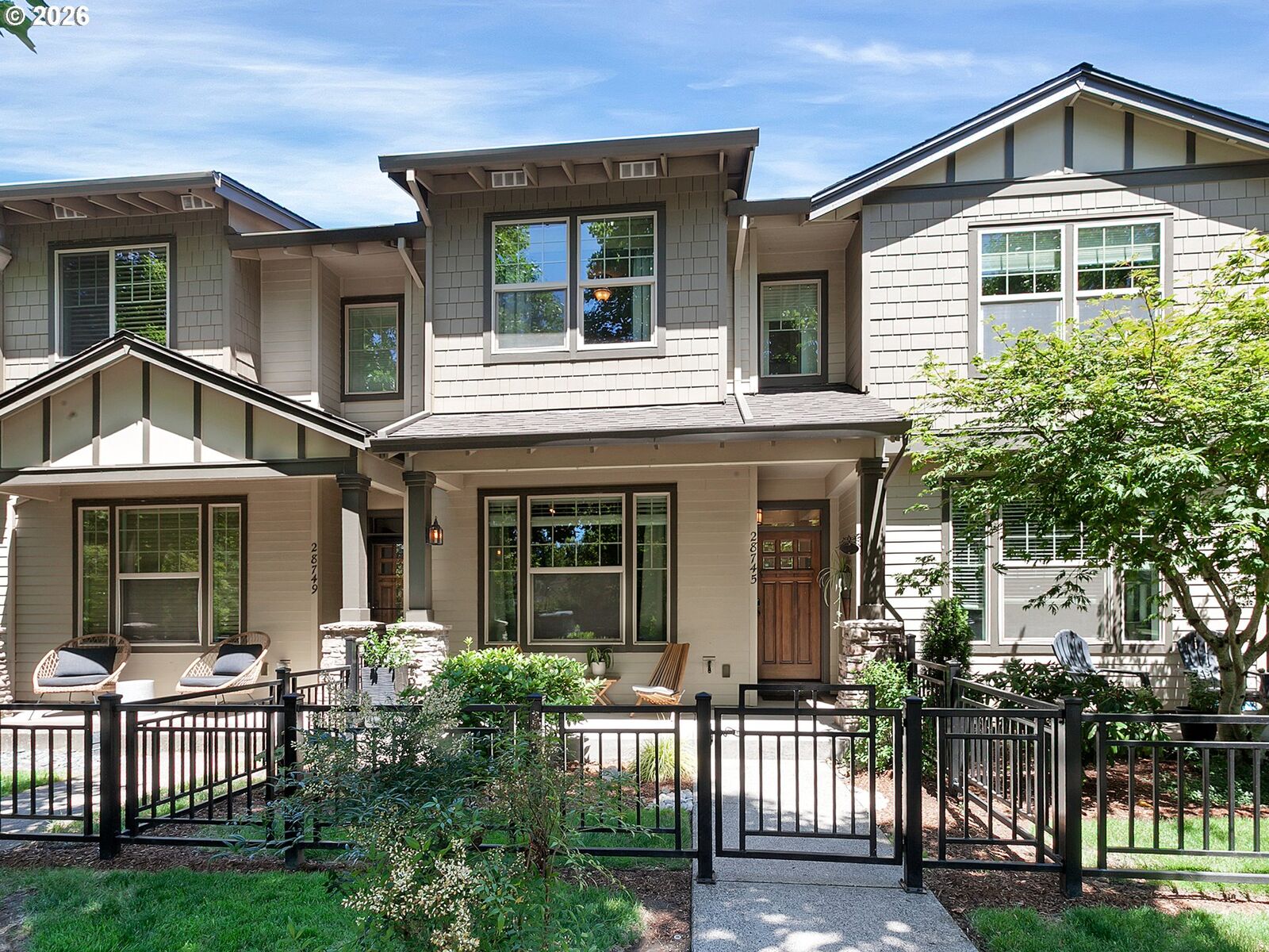 Property Photo:  28745 SW Costa Cir E  OR 97070 