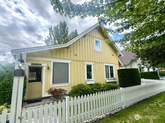 Property Photo:  125  Malarkey Lane  WA 98844 