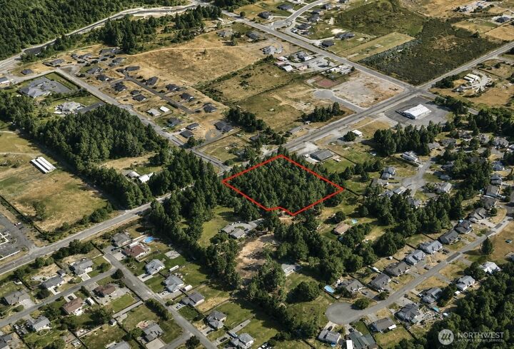 Property Photo: 22409 131st Avenue E WA 98338