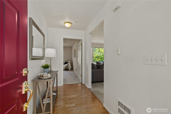 Property Photo:  4437  Providence Point Place SE 2631  WA 98029 