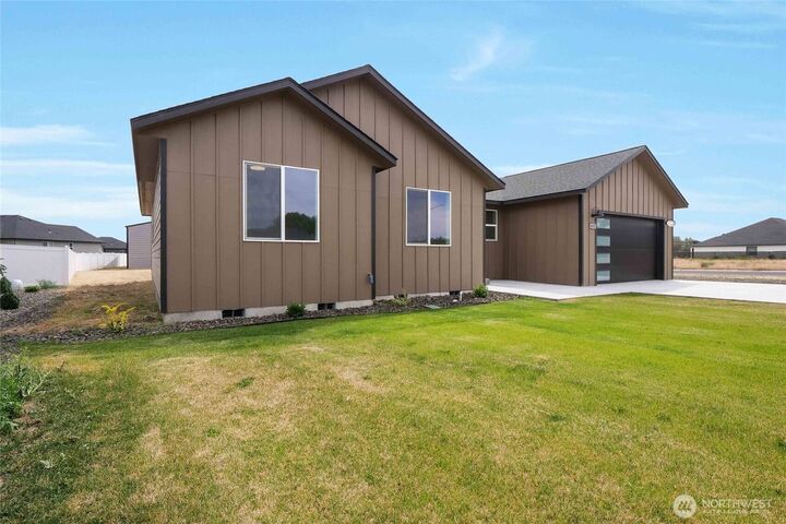 Property Photo:  6425  Road 2.15  NE  WA 98837 