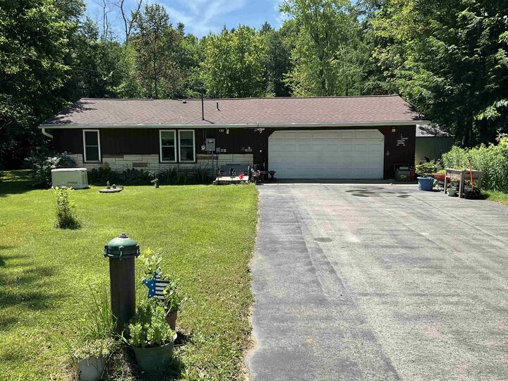 Property Photo: 10817 Randall Lane WI 54174