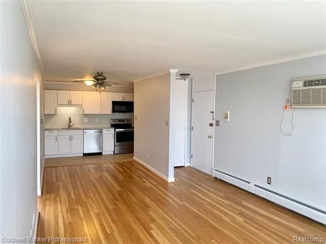 Property Photo:  125 E 14 Mile Road 11  MI 48009 
