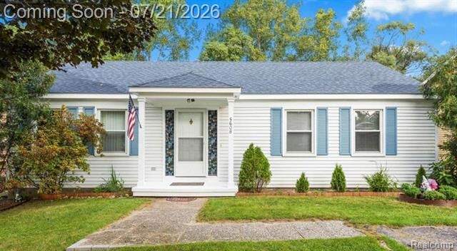 Property Photo:  5608 Clinton River Drive  MI 48327 