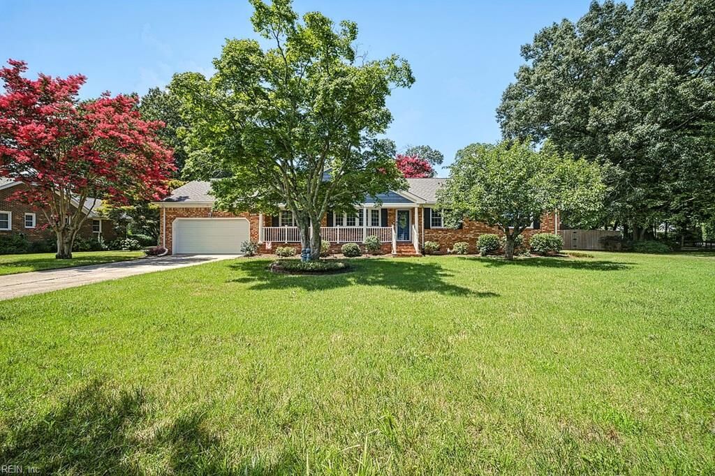 Property Photo: 4432 N Witchduck Rd VA 23455