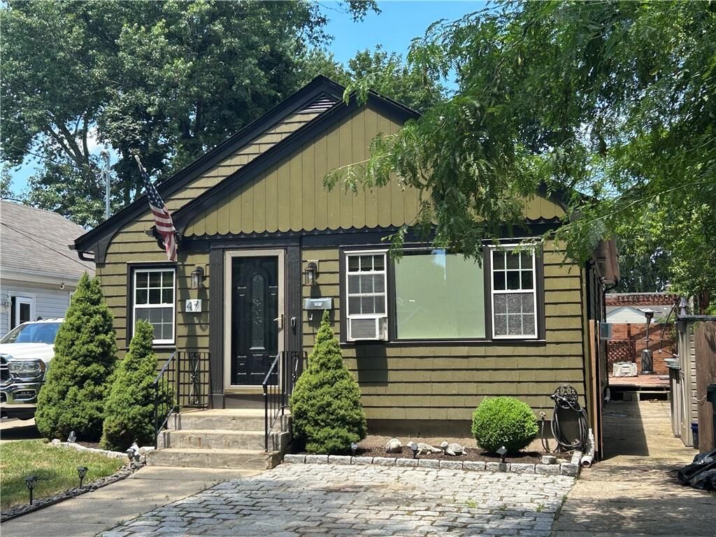 Property Photo:  47 Naples Avenue  RI 02908 