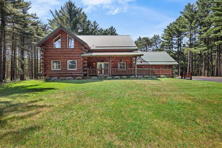 Property Photo: E4519 Maple Court WI 53588