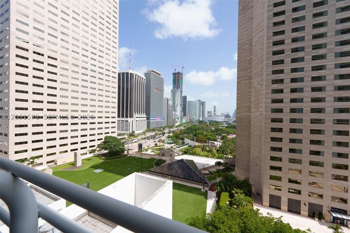 Property Photo: 335 S Biscayne Blvd 1600 FL 33131
