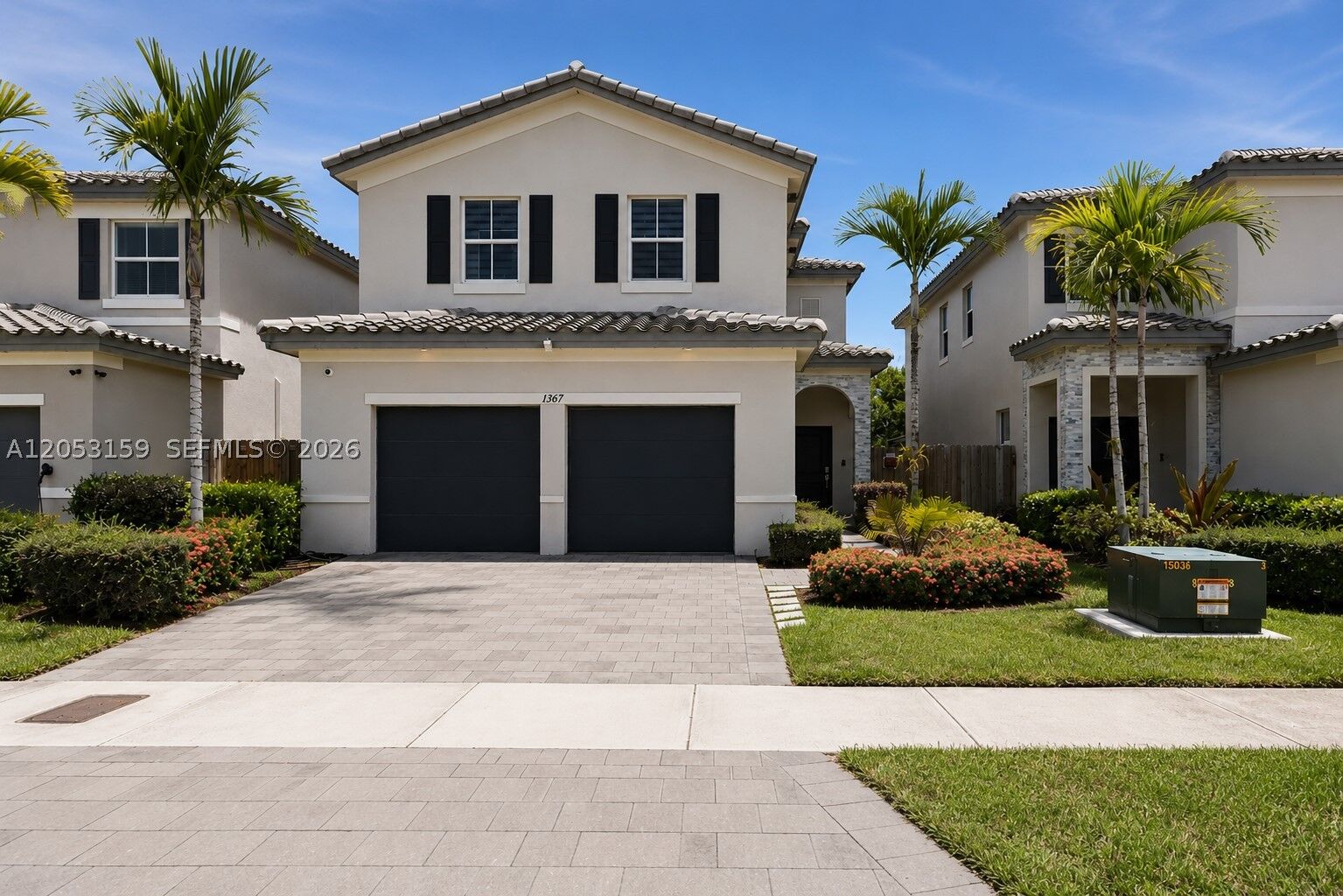 Property Photo: 1367 SE 26th Ter FL 33035